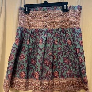 Bell batik floral print mini skirt - size small